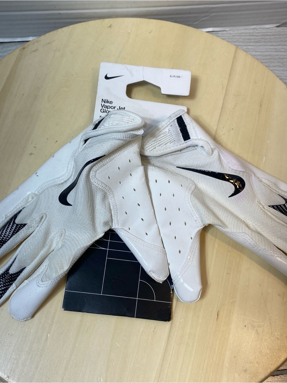 Nike Vapor Jet 8.0 Football Gloves White Black Small VJ8.0 Grip NWT!